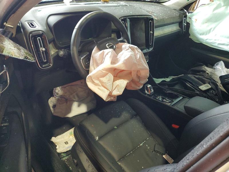 2026 Volvo Xc40 VIN YV4L12UC6T2735551 COPART salvage auction — FRONT END, AZ - CERT OF TITLE - SALVAGE, sold $7,200 on 2026-08-05 (photo 8)