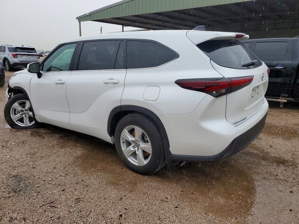 2025 Toyota Highlander VIN 5TDKDRBH7SS588158 COPART salvage auction — FRONT END, CA - CERTIFICATE OF TITLE, sold $4,600 on 2026-07-29 (photo 2)