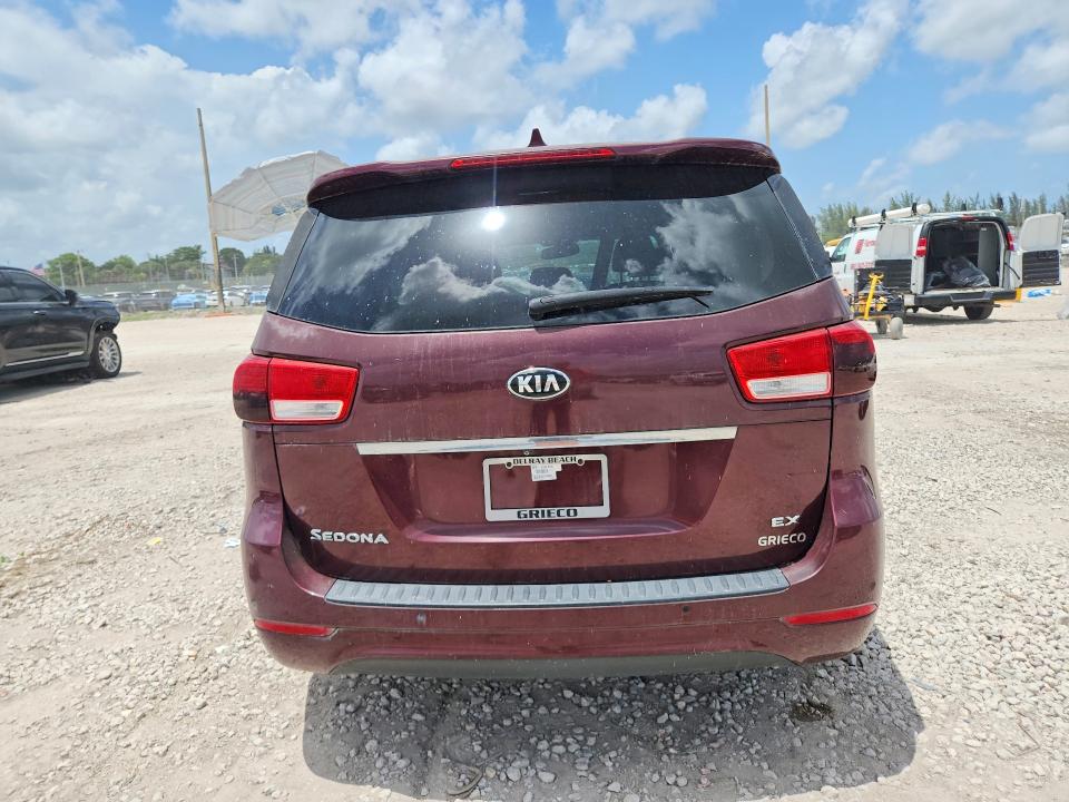 2016 Kia SEDONA VIN KNDMC5C15G6143852 COPART salvage auction — MINOR DENT/SCRATCHES, Fl - Certificate Of Title, sold $1,450 on 2026-07-28 (photo 6)