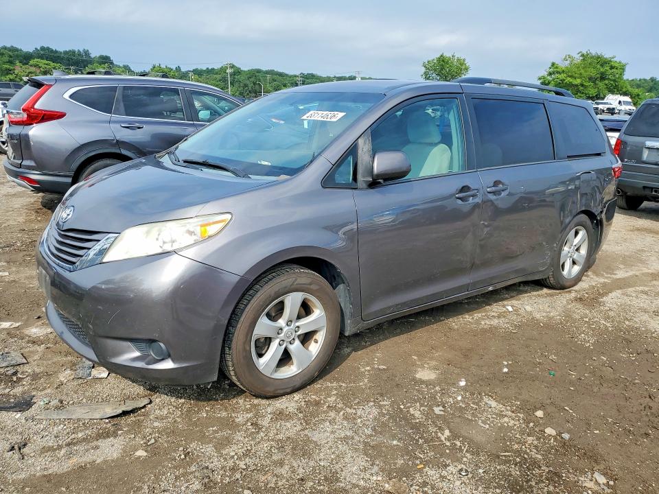 2015 Toyota VIN 5TDKK3DC0FS555318 COPART salvage auction — REAR END, Salvage Title, sold $1,050 on 2026-07-30 (photo 1)