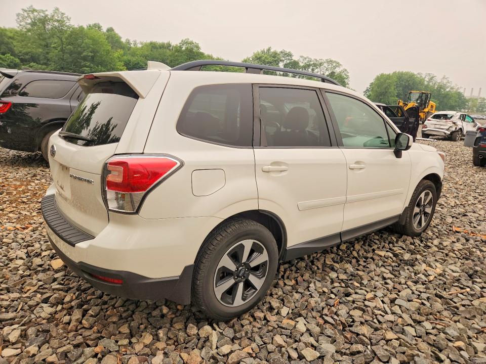 2018 Subaru Forester VIN JF2SJAEC8JH516013 COPART salvage auction — FRONT END, Salvage Title, sold $950 on 2026-07-28 (photo 3)