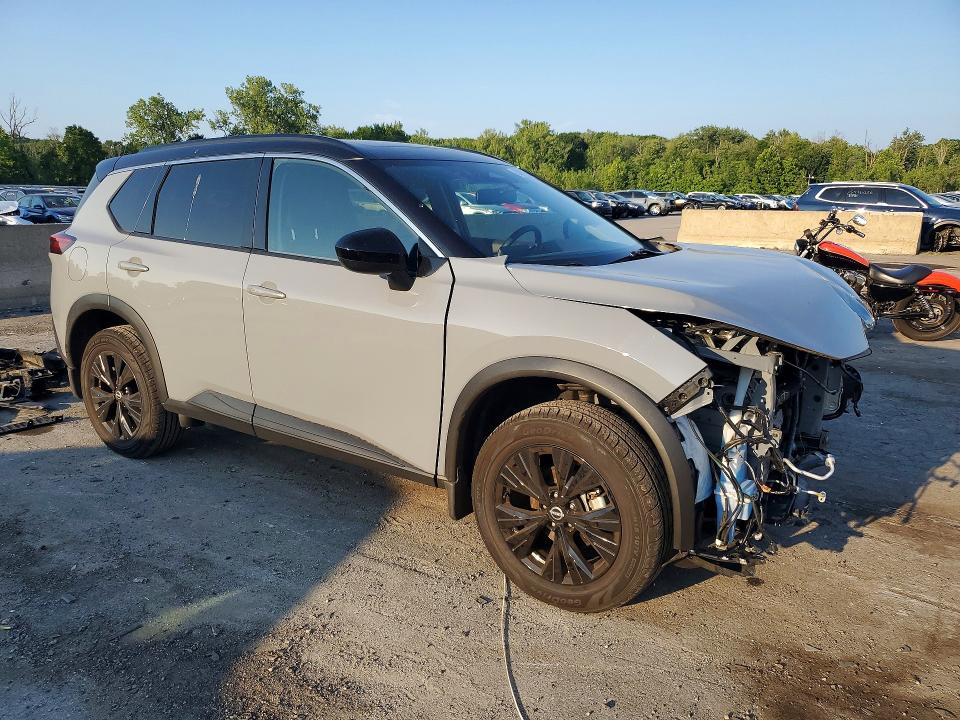 2023 Nissan Rogue VIN JN8BT3BB8PW215346 COPART salvage auction — FRONT END, Ny - Mv-907A Salvage Certificate, sold $2,000 on 2026-07-28 (photo 4)