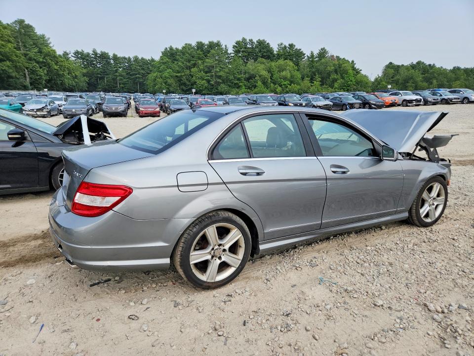 2010 Mercedes-benz C class VIN WDDGF8BB2AR123070 COPART salvage auction — FRONT END, MA - CERT OF TITLE-RECONSTRCTD COLL, sold $375 on 2026-08-10 (photo 3)