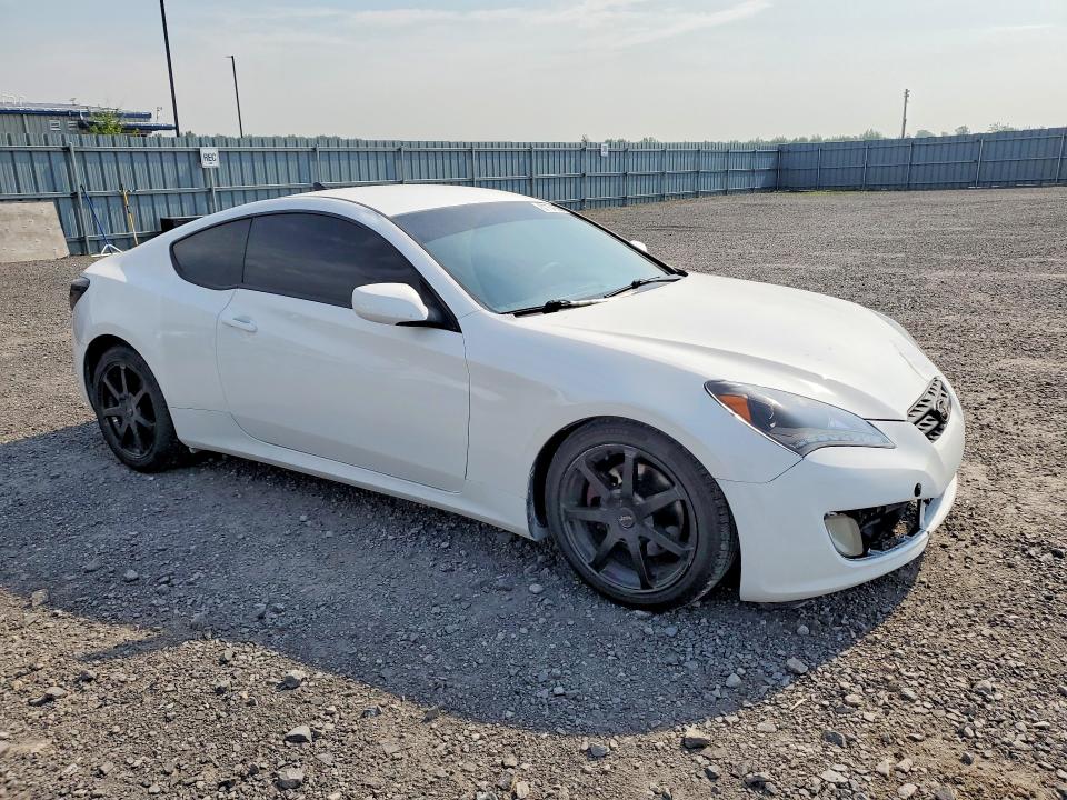 2010 Hyundai Genesis VIN KMHHT6KD6AU015055 COPART salvage auction — FRONT END, ON - PERMIT NO BRAND - UNFIT, sold $825 on 2026-07-28 (photo 4)