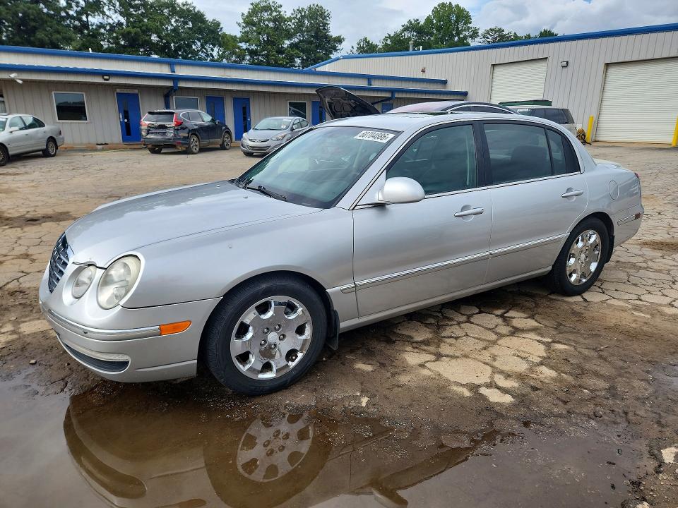 2009 Kia Amanti VIN KNALD225995174135 COPART salvage auction — MINOR DENT/SCRATCHES, NC - SALVAGE CERT-REBUILT, sold $500 on 2026-07-24 (photo 1)