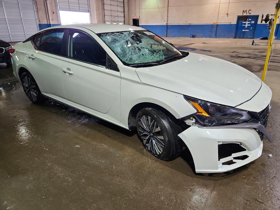 2026 Nissan Altima VIN 1N4BL4DW1TN307177 COPART salvage auction — FRONT END, NJ - CERTIFICATE OF TITLE (P), sold $8,900 on 2026-07-22 (photo 4)