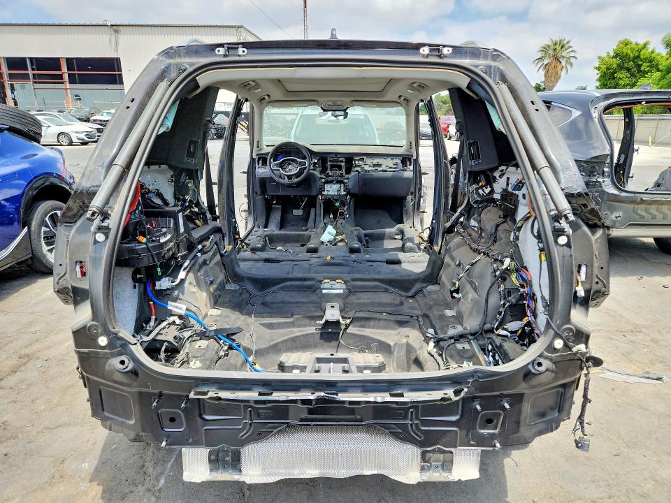 2026 Volvo Xc90 VIN YV4M12PJ1T1464080 COPART salvage auction — STRIPPED, CA - SALVAGE CERTIFICATE, sold $8,100 on 2026-07-28 (photo 6)