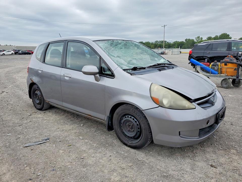 2008 Honda Fit VIN JHMGD37488S005491 COPART salvage auction — ROOF, Ny - Mv-907A Salvage Certificate, sold $225 on 2026-07-20 (photo 4)