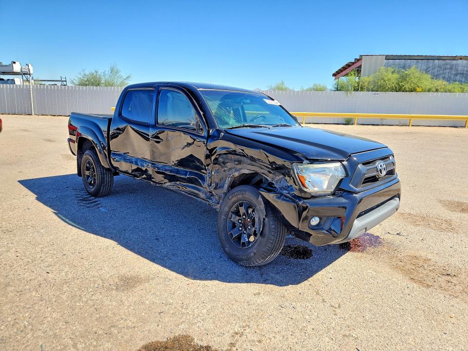 2015 Toyota Tacoma VIN 5TFJU4GN6FX079773 COPART salvage auction — SIDE, Az - Cert Of Title - Salvage, sold $4,250 on 2026-07-17 (photo 4)