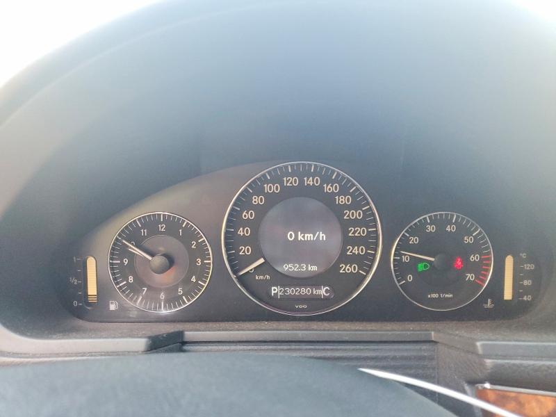 2005 Mercedes-benz E-class VIN WDBUF65J25A664921 COPART salvage auction — SIDE, ON - PERMIT SALVAGE, sold $400 on 2026-08-11 (photo 9)