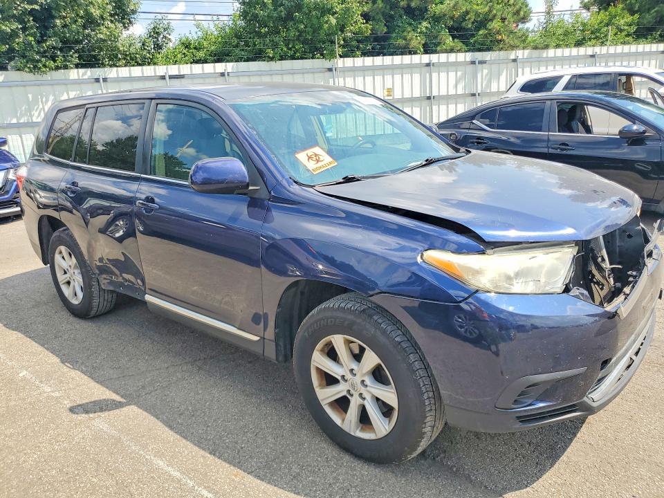 2013 Toyota Highlander VIN 5TDBK3EH2DS213232 COPART salvage auction — FRONT END, OH - CERT OF TITLE-SALVAGE, sold $1,800 on 2026-07-24 (photo 4)