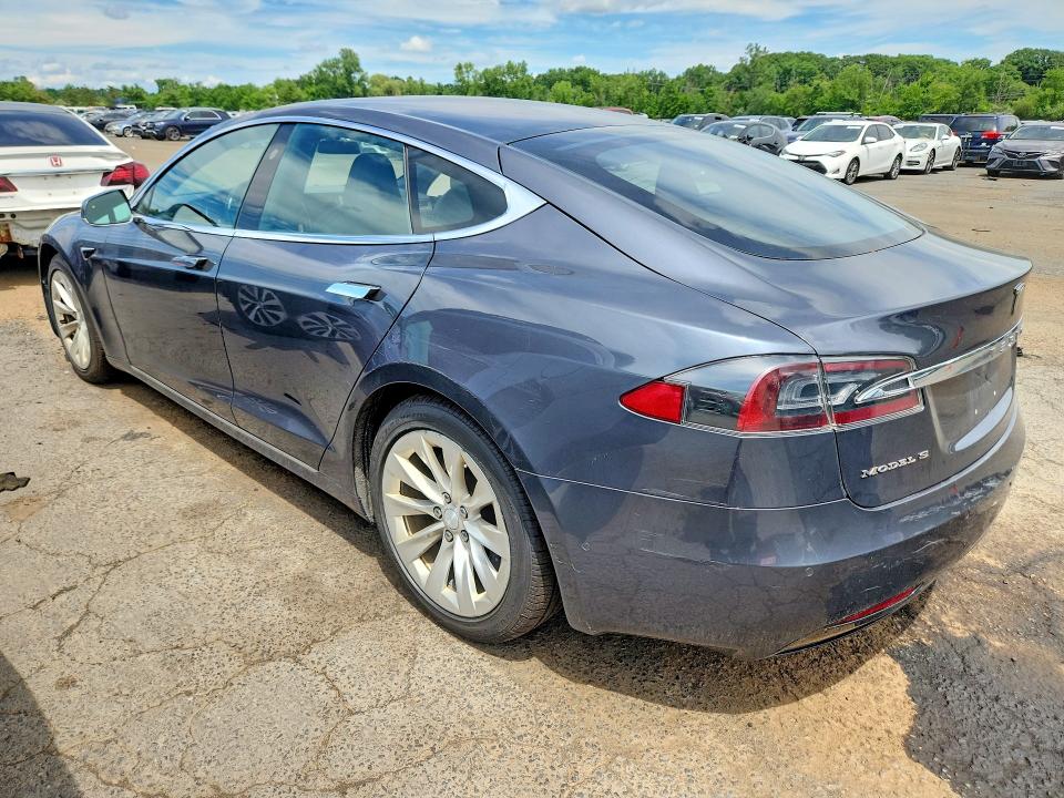 2018 Tesla Model s VIN 5YJSA1E25JF272018 COPART salvage auction — SIDE, CT - CERT OF TITLE-SALVAGE, sold $6,200 on 2026-07-14 (photo 2)
