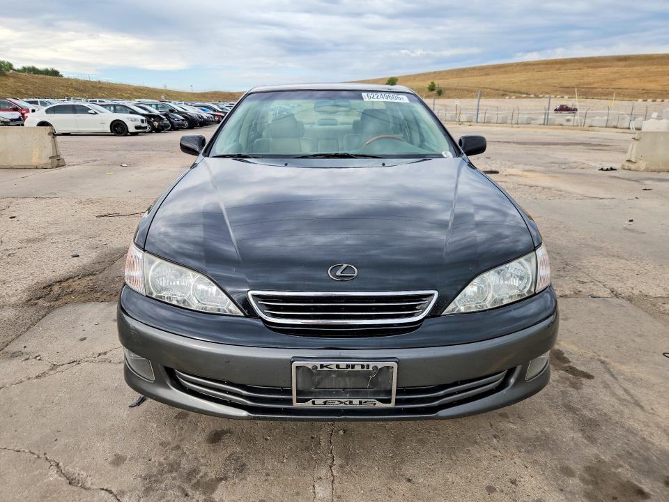 2000 Lexus Es 300 VIN JT8BF28G5Y0263356 COPART salvage auction — SIDE, CO - PUBLIC - SALVAGE TITLE (P), sold $275 on 2026-07-29 (photo 5)