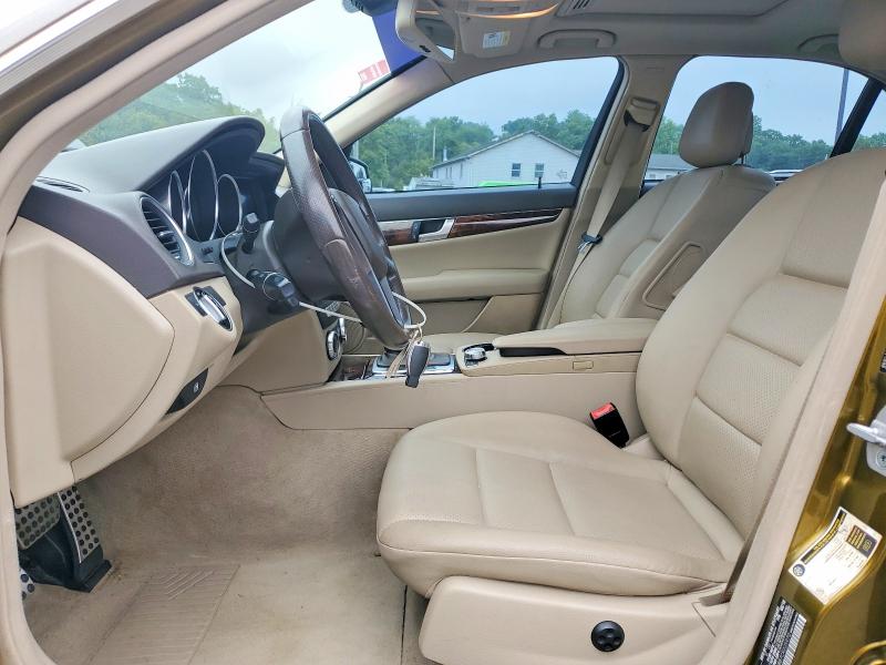 2012 Mercedes-benz C-klasse VIN WDDGF8BB7CR225970 COPART salvage auction — WATER/FLOOD, PA - CERT OF SALVAGE-W=FLOOD VEH, sold $600 on 2026-07-23 (photo 7)