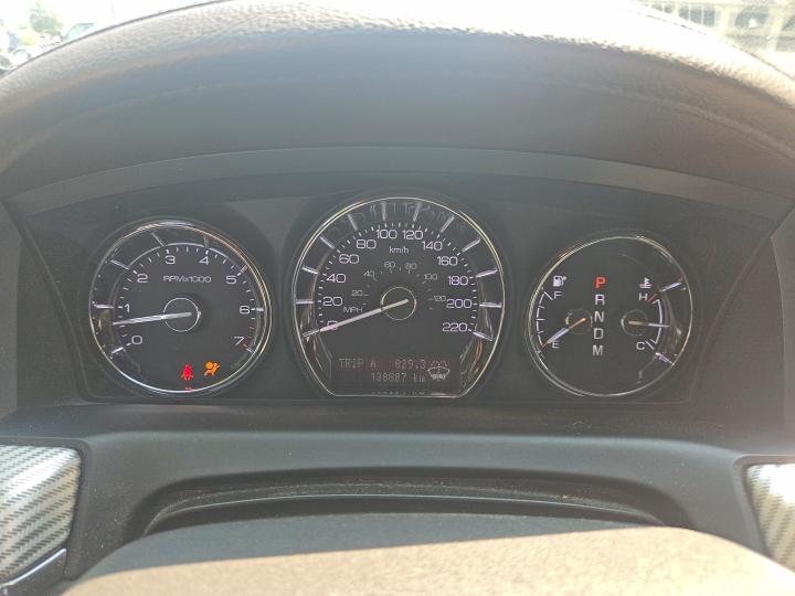 2012 Lincoln Mks VIN 1LNHL9FT8CG806403 COPART salvage auction — NORMAL WEAR, Salvage Title, sold $1,000 on 2026-07-22 (photo 8)