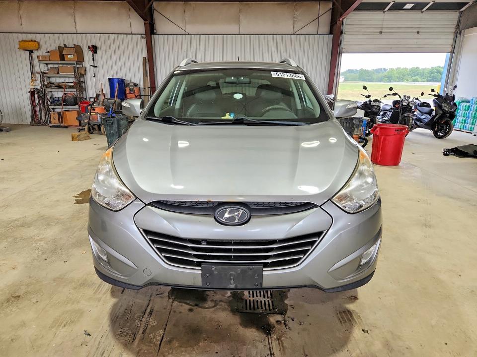 2013 Hyundai Tucson VIN KM8JU3AC0DU759566 COPART salvage auction — MINOR DENT/SCRATCHES, Md - Certificate Of Title, sold $850 on 2026-07-24 (photo 5)