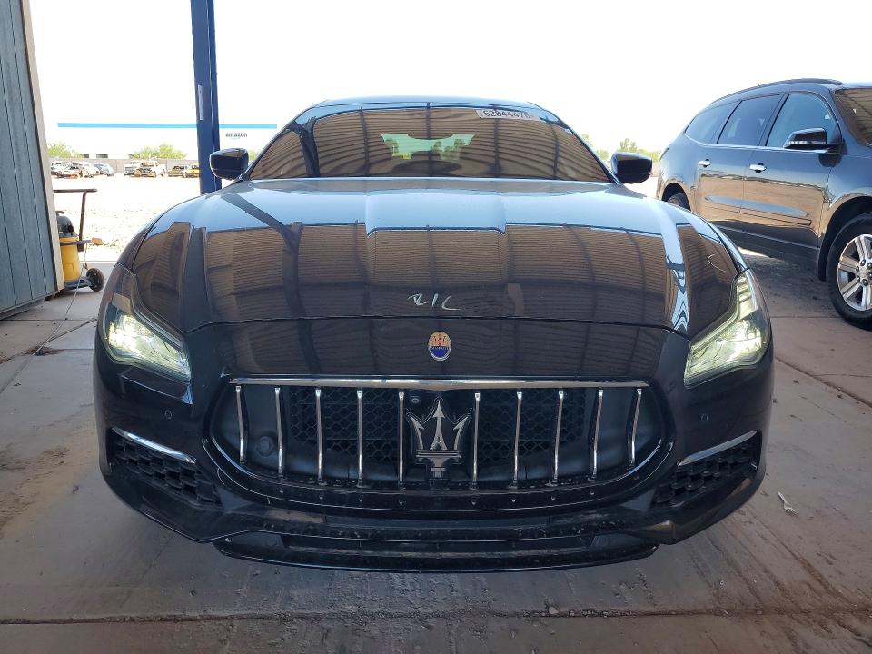 2018 Maserati Quattroporte VIN ZAM56YPL1J1259865 COPART salvage auction — SIDE, AZ - CERT OF TITLE - SALVAGE, sold $7,800 on 2026-08-04 (photo 5)