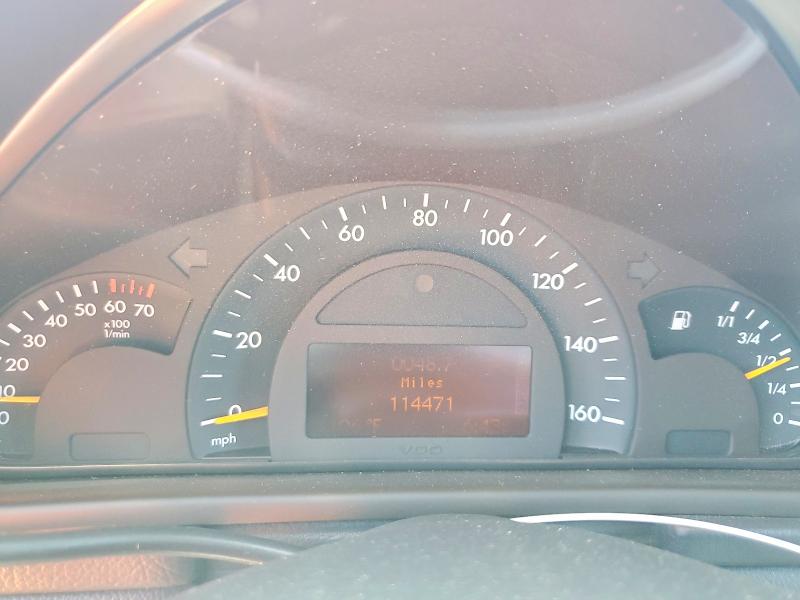 2004 Mercedes-benz C-klasse VIN WDBRF40J34A556016 COPART salvage auction — MINOR DENT/SCRATCHES, Ca - Dis/Dlr/Exp Only Clean Title, sold $625 on 2026-07-29 (photo 9)