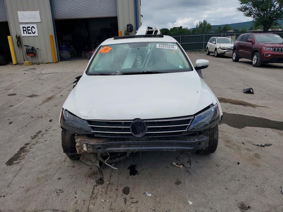 2015 Volkswagen Jetta VIN 3VW3A7AJXFM262055 COPART salvage auction — ROLLOVER, Pa - Cert Of Salv-R=Reconstructed, sold $2 on 2026-08-19 (photo 5)