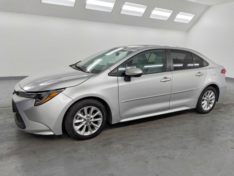 2021 Toyota Corolla VIN 5YFHPMAE1MP152963 COPART salvage auction — NORMAL WEAR, CA - CERTIFICATE OF TITLE, sold $11,300 on 2026-07-28 (photo 1)