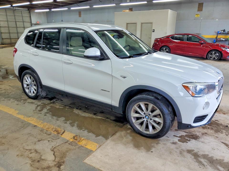 2016 BMW X3 VIN 5UXWX9C55G0D90834 COPART salvage auction — MINOR DENT/SCRATCHES, In - Dealer Only Clean Title (P), sold $4,850 on 2026-07-29 (photo 4)