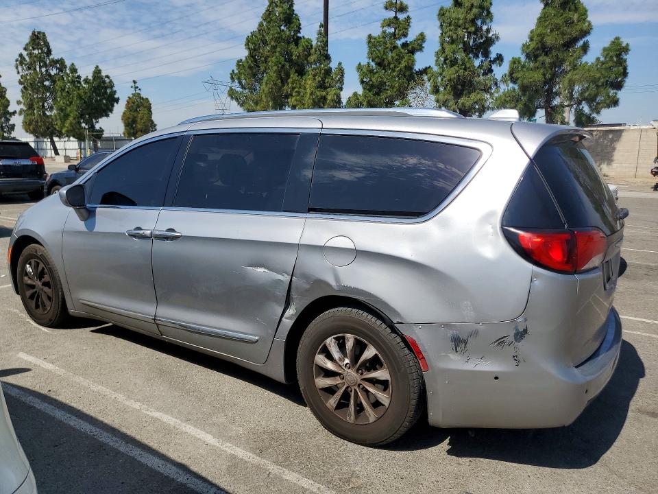 2018 Chrysler Pacifica VIN 2C4RC1BG2JR233691 COPART salvage auction — SIDE, Ca - Cert Of Title-Salvaged, sold $2,150 on 2026-09-08 (photo 2)
