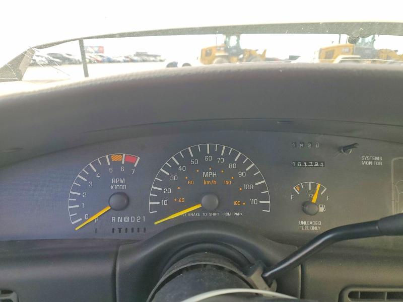 1999 Pontiac Bonneville VIN 1G2HX52K0XH249618 COPART salvage auction — FRONT END, Ut - Salvage Certificate, sold $150 on 2026-08-24 (photo 9)