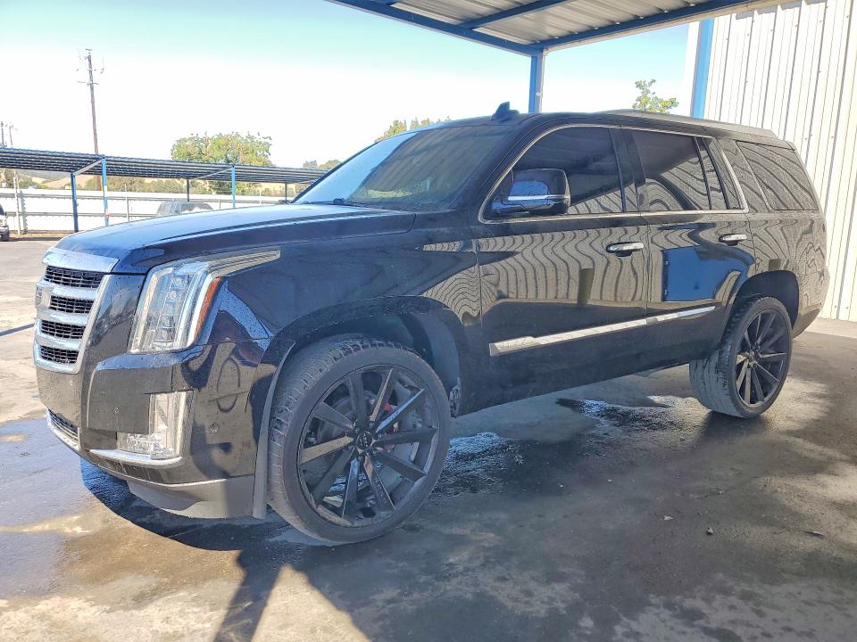 2018 Cadillac Escalade VIN 1GYS3BKJ8JR110660 COPART salvage auction — MINOR DENT/SCRATCHES, Ca - Certificate Of Title, sold $2,200 on 2026-07-30 (photo 1)
