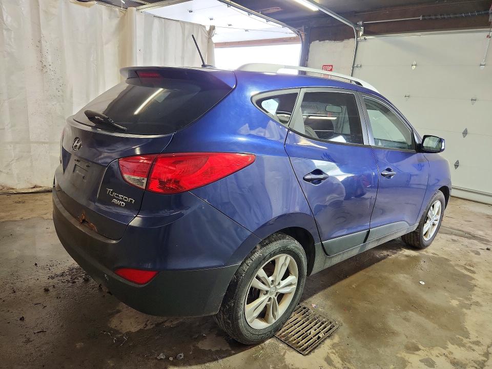 2011 Hyundai Tucson VIN KM8JUCAC8BU205401 COPART salvage auction — FRONT END, Pa - Cert Of Title, sold $950 on 2026-07-24 (photo 3)