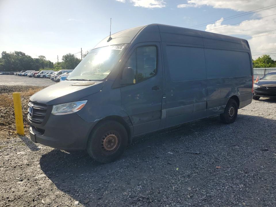 2019 Mercedes-benz Sprinter VIN WD4PF1CD4KP147682 COPART salvage auction — MECHANICAL, FL - CERTIFICATE OF TITLE (P), sold $3,100 on 2026-07-27 (photo 1)