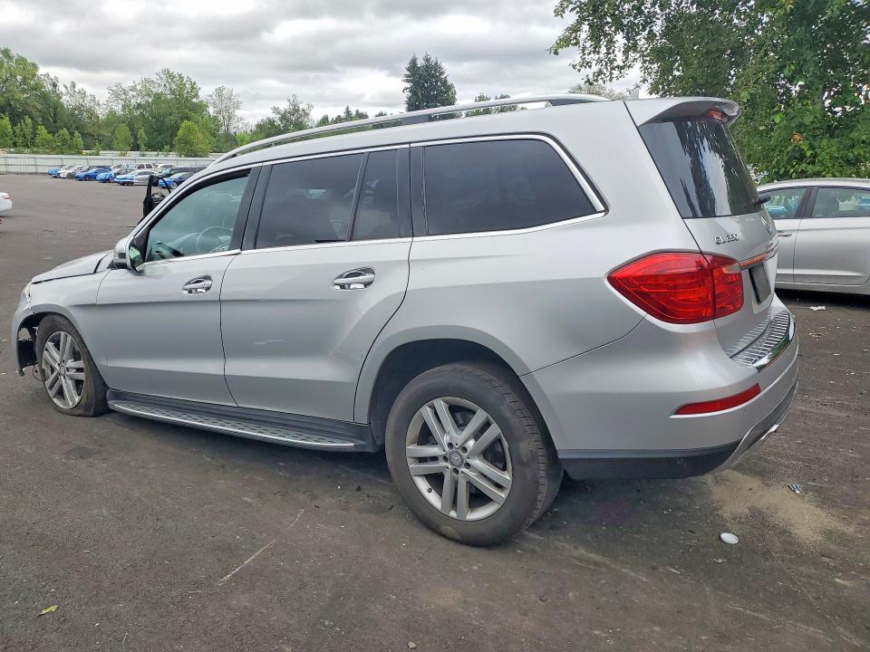 2015 Mercedes-benz Gl-klasse VIN 4JGDF2EEXFA583899 COPART salvage auction — FRONT END, Or - Salvage Title Certificate, sold $3,100 on 2026-08-31 (photo 2)