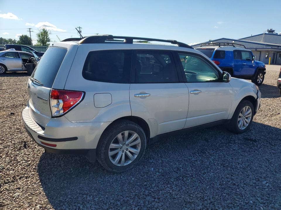2011 Subaru Forester VIN JF2SHADC3BH755709 COPART salvage auction — FRONT END, Ny - Mv-907A Salvage Certificate, sold $425 on 2026-07-27 (photo 3)