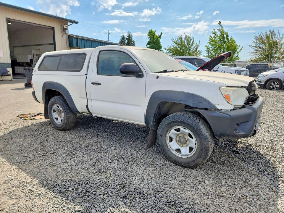 2014 Toyota Tacoma VIN 5TFPX4ENXEX021782 COPART salvage auction — MECHANICAL, Or - Certificate Of Title, sold $1,450 on 2026-07-28 (photo 4)