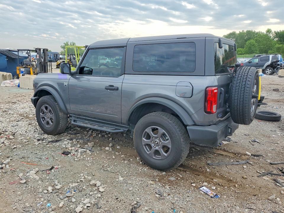2024 Ford Bronco VIN 1FMDE7AH6RLB04581 COPART salvage auction — WATER/FLOOD, Il - Salvage Cert-Flood, sold $21,500 on 2026-09-18 (photo 2)