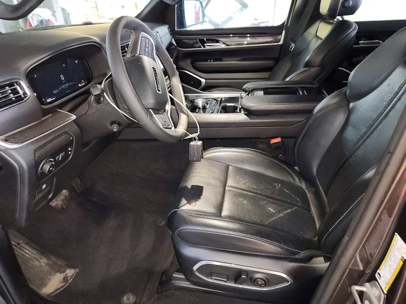 2023 Jeep Grand wagoneer VIN 1C4SJVAT6PS526157 COPART salvage auction — NORMAL WEAR, Ak - Certificate Of Vehicle Title, sold $39,750 on 2026-08-04 (photo 7)