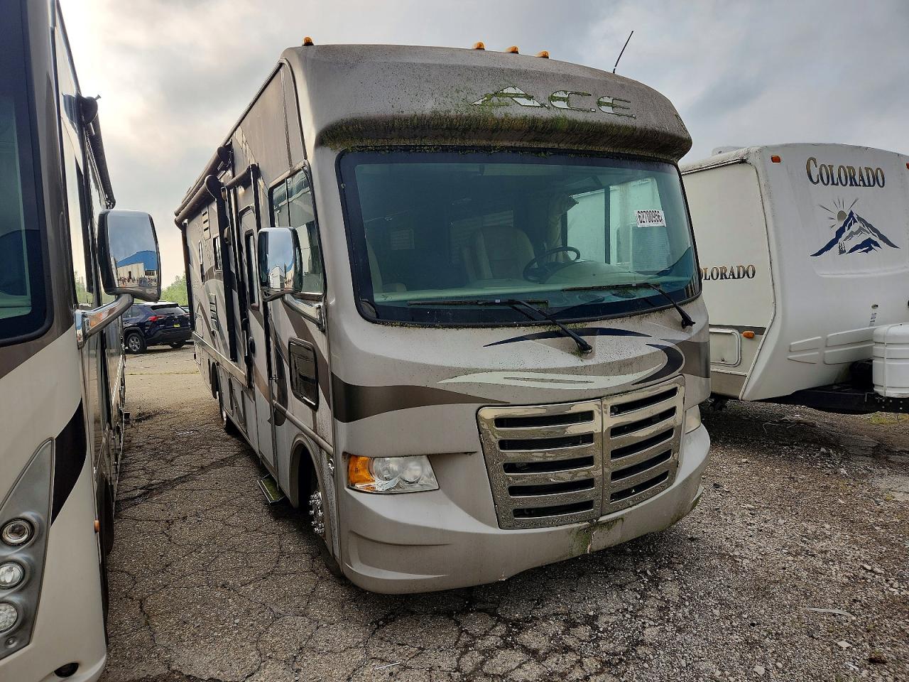 2013 Thor A.c.e. VIN 1F64F5DY1D0A12129 — COPART salvage auction photo