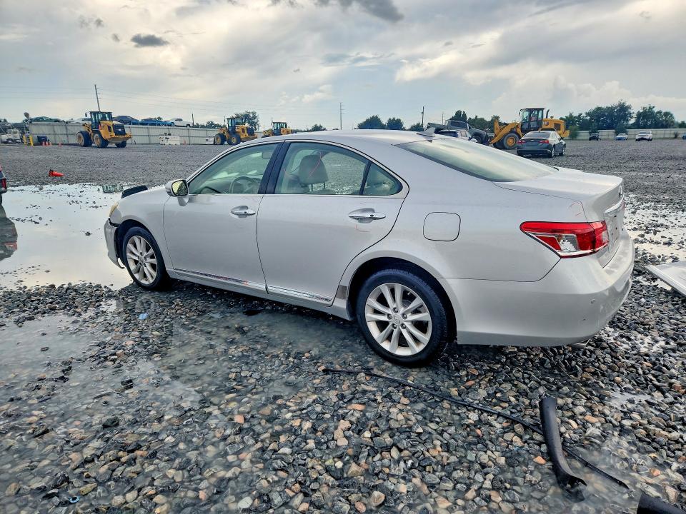 2012 Lexus ES VIN JTHBK1EG6C2502100 COPART salvage auction — SIDE, Fl - Cert Of Title Slvg Rebuildable, sold $1,300 on 2026-07-17 (photo 2)