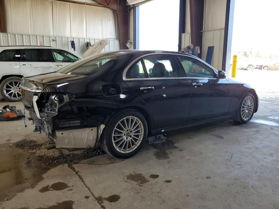 2022 Mercedes-benz E-klasse VIN W1KZF8EB7NB056145 COPART salvage auction — REAR END, Pa - Certificate Of Salvage, sold $24,100 on 2026-08-12 (photo 3)