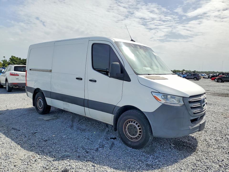 2022 Mercedes-benz All other VIN W1Y4EBHY9NT103475 COPART salvage auction — NORMAL WEAR, Fl - Certificate Of Title, sold $8,000 on 2026-07-29 (photo 4)