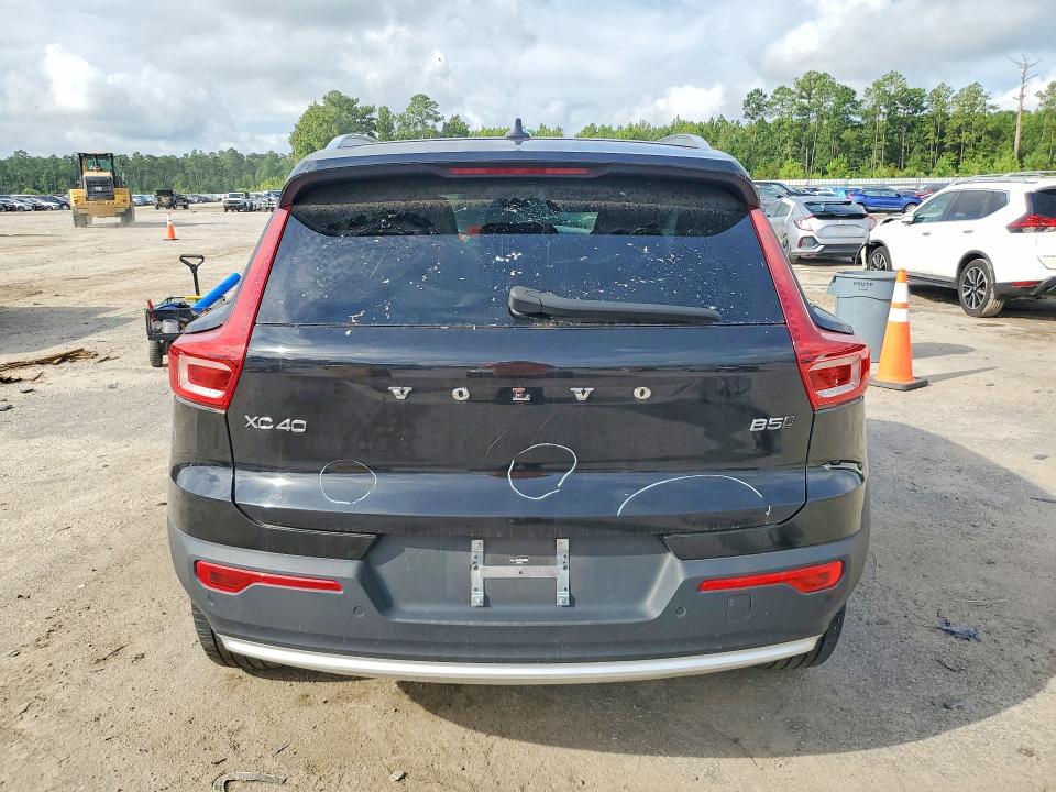 2025 Volvo Xc40 VIN YV4L12UE2S2486066 COPART salvage auction — FRONT END, SC - CERT OF TITLE-SALVAGE (P), sold $12,100 on 2026-07-28 (photo 6)