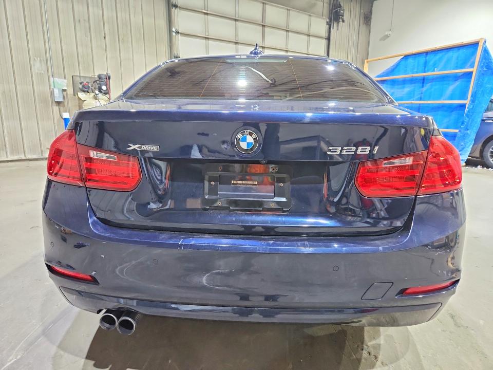 2015 BMW 3er VIN WBA3B5G58FNS20016 COPART salvage auction — FRONT END, Ma - Cert Of Title-Reconstrctd Coll, sold $275 on 2026-07-30 (photo 6)