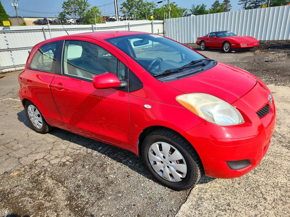 2010 Toyota Yaris VIN JTDJT4K33A5324204 COPART salvage auction — SIDE, CT - CERT OF TITLE-SALVAGE, sold $525 on 2026-07-24 (photo 4)