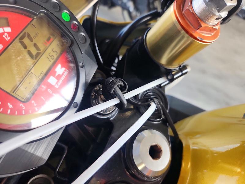 2003 Kawasaki Zr1000 VIN JKAZRCA143A011419 COPART salvage auction — NORMAL WEAR, TX - CERTIFICATE OF TITLE, sold $1,050 on 2026-07-30 (photo 8)