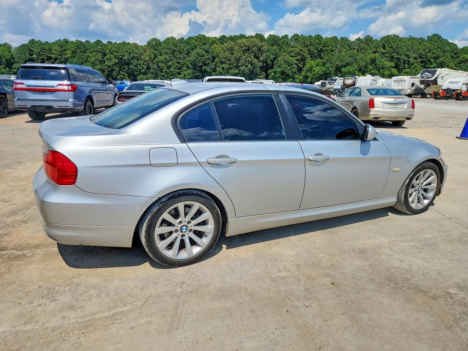 2011 BMW 3 series VIN WBAPH7C53BA802303 COPART salvage auction — MECHANICAL, Ms - Cert Of Title-Salvaged, sold $250 on 2026-07-17 (photo 3)