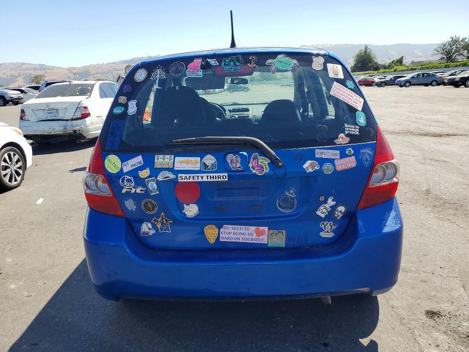 2007 Honda Fit VIN JHMGD38417S013963 COPART salvage auction — SIDE, CA - SALVAGE CERTIFICATE, sold $525 on 2026-07-14 (photo 6)