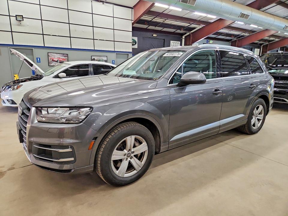 2019 Audi Q7 VIN WA1LHAF70KD019833 COPART salvage auction — MINOR DENT/SCRATCHES, VT - CERTIFICATE OF TITLE (P), sold $6,300 on 2026-07-27 (photo 1)