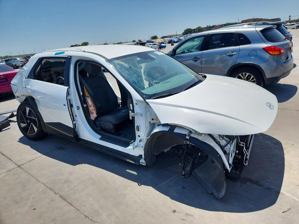 2025 Hyundai Ioniq 5 VIN 7YAKN4DAXSY030379 COPART salvage auction — STRIPPED, Tx - Nonrepairable Title, sold $175 on 2026-07-30 (photo 4)