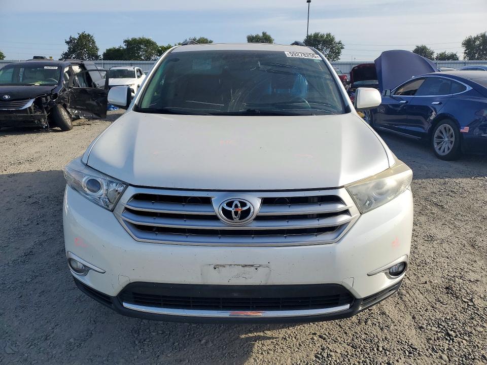 2012 Toyota Highlander VIN 5TDBK3EH8CS147946 COPART salvage auction — REAR END, Salvage Title, sold $2,700 on 2026-07-14 (photo 5)
