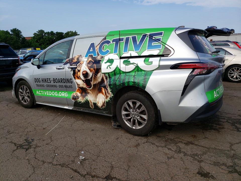 2021 Toyota Sienna VIN 5TDYSKFC1MS020383 COPART salvage auction — FRONT END, CT - CERT OF TITLE-SALVAGE, sold $475 on 2026-07-24 (photo 2)