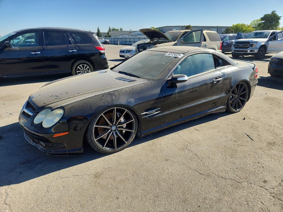 2005 Mercedes-benz Sl-class VIN WDBSK76F65F096680 COPART salvage auction — MINOR DENT/SCRATCHES, Ca - Dis/Dlr/Exp Only Clean Title, sold $4,400 on 2026-08-07 (photo 1)